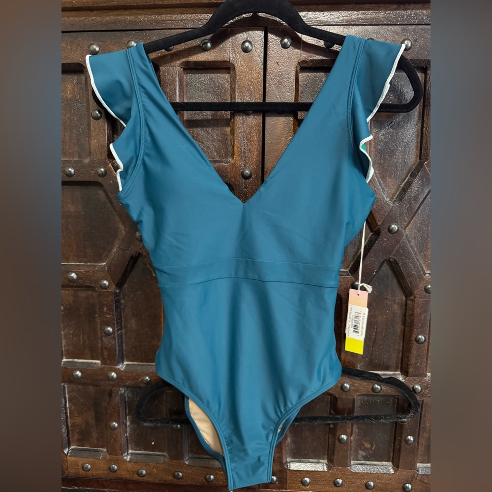 NEW Summersalt Swimsuit - The Ruffle Backflip